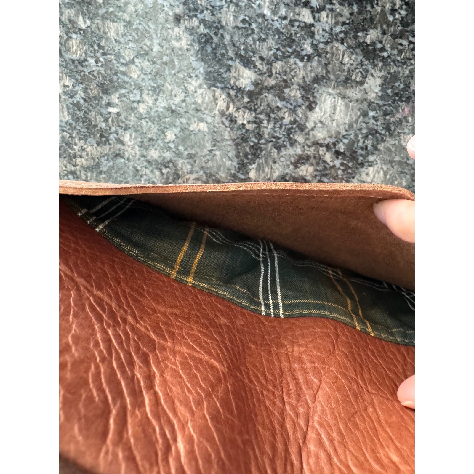 Duluth Trading Co Lifetime Leather Travel Bag Brown Crossbody Messenger 97310