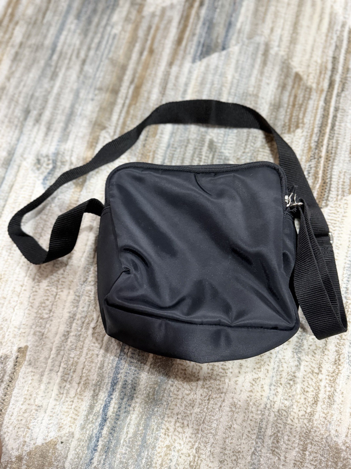 Esprit Black Small Crossbody Bag Zip Closure Adjustable Strap Unisex Casual