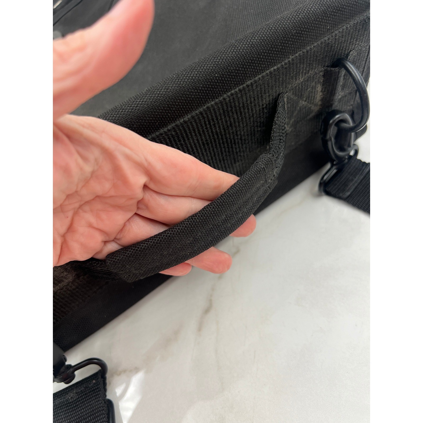 Duluth Trading Co Black Ballistic Nylon Messenger Field Laptop Bag Organizer
