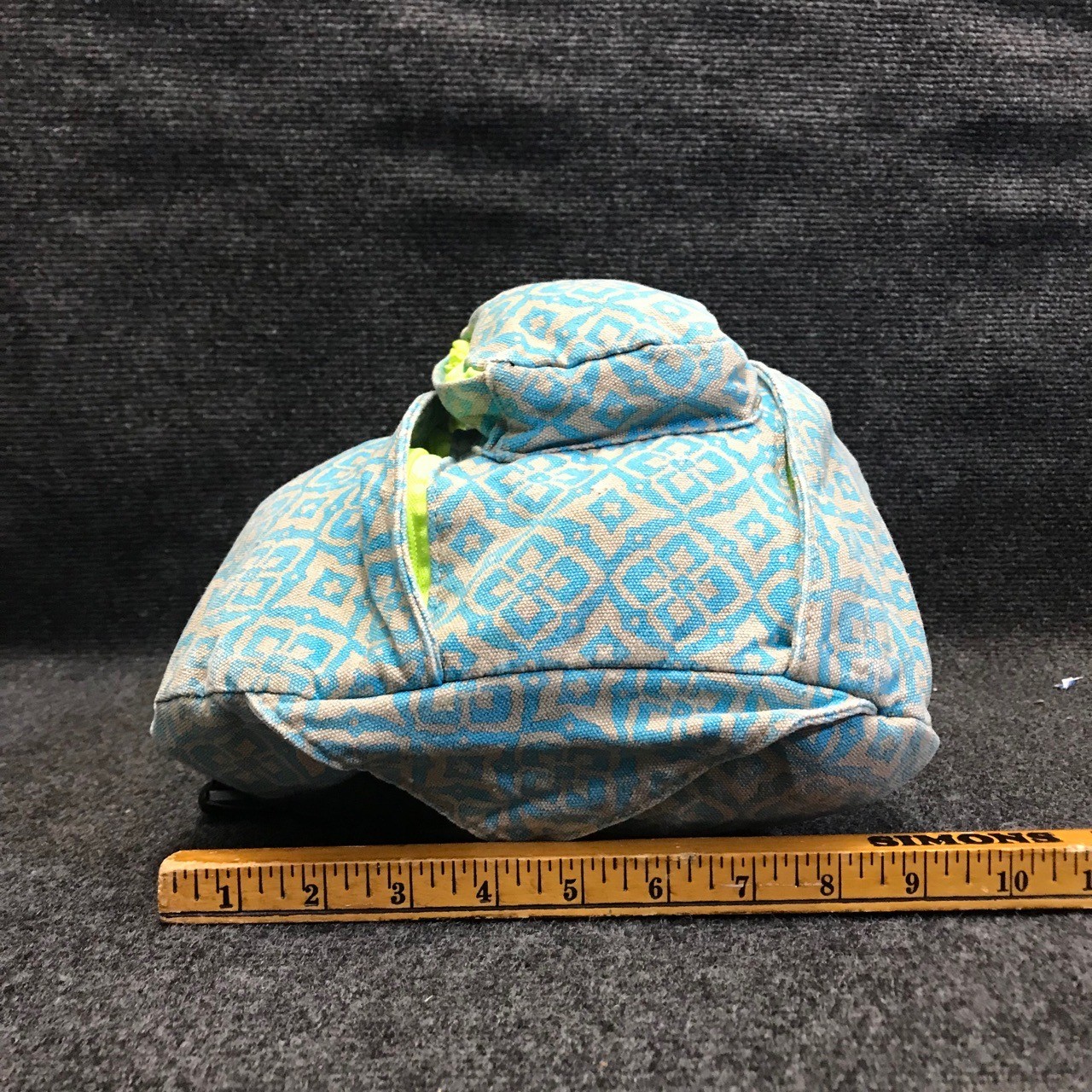 KAVU Rope Sling Bag Blue Tan Geometric Cross Body Outdoor Travel Backpack