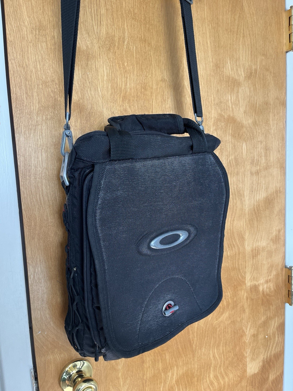 Oakley Tactical Field Gear Vertical Messenger Y2K Laptop Bag Shoulder Strap READ