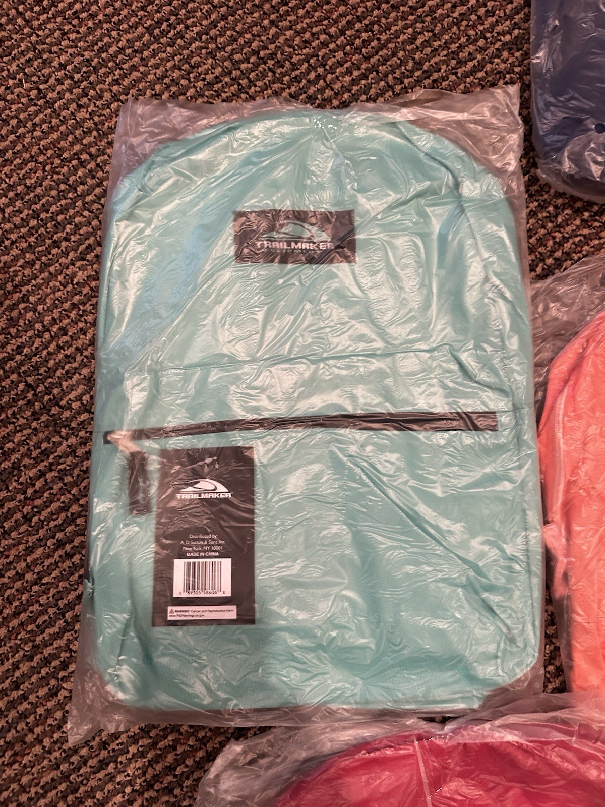 Trailmaker Classic 17″ Backpack with 2 Straps & Handle – 12 Different Colors