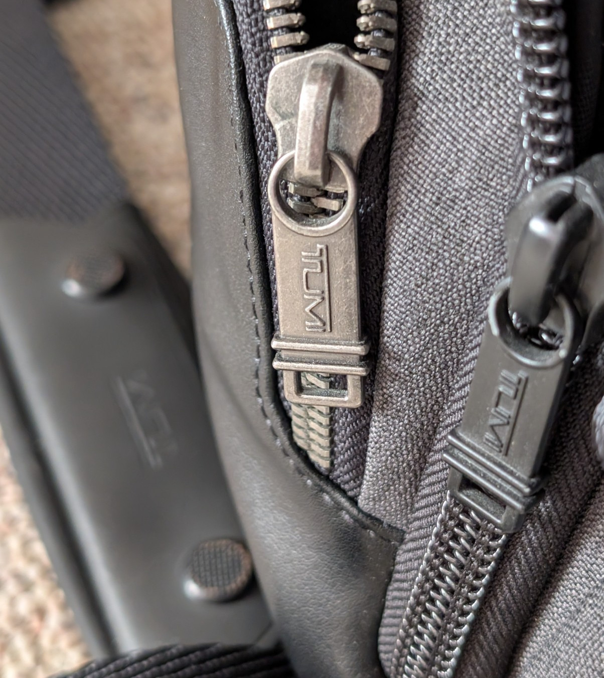 TUMI Slim Commuter Briefcase ALPHA BRAVO – 16 X 12 Inch Business Bag- Fantastic!