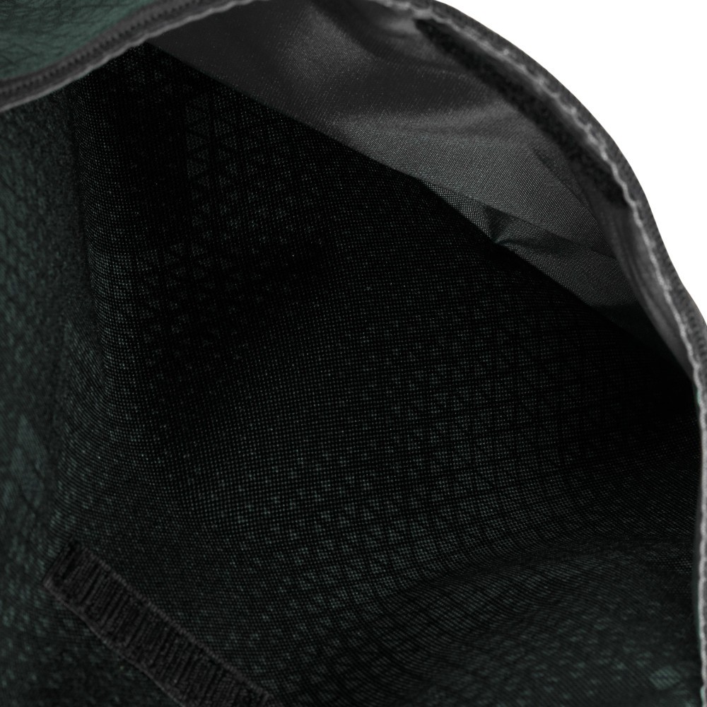 Caterpillar Cat Ryan 84058-661 Everyday Travel Crossbody Shoulder Tablet Bag 7L