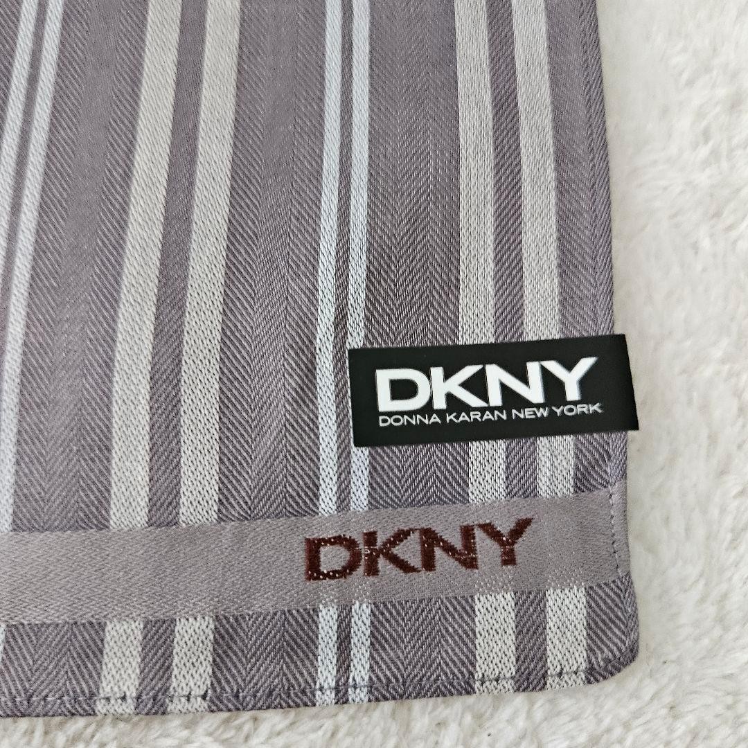 DKNY Donna Karan New York Handkerchief Set – 3 Pieces for Men & Women