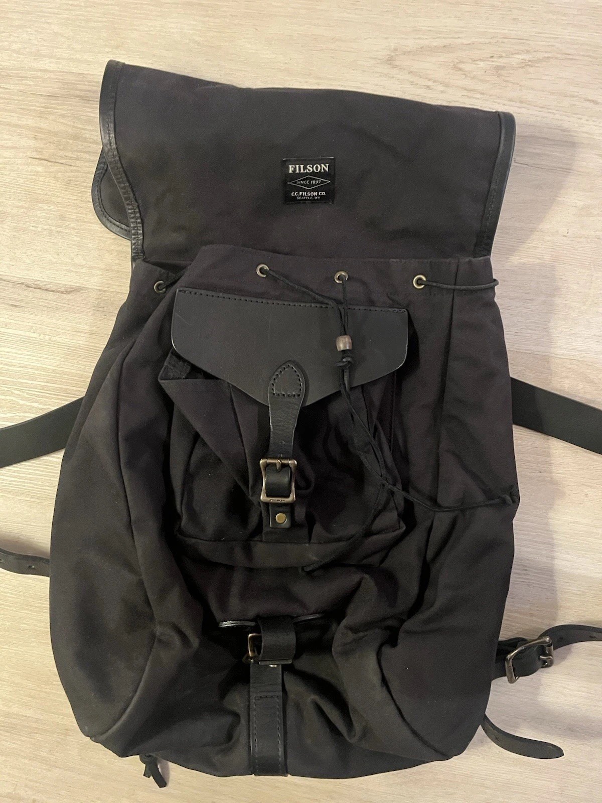 Filson Rugged Twill Rucksack Black Bridle Leather Backpack