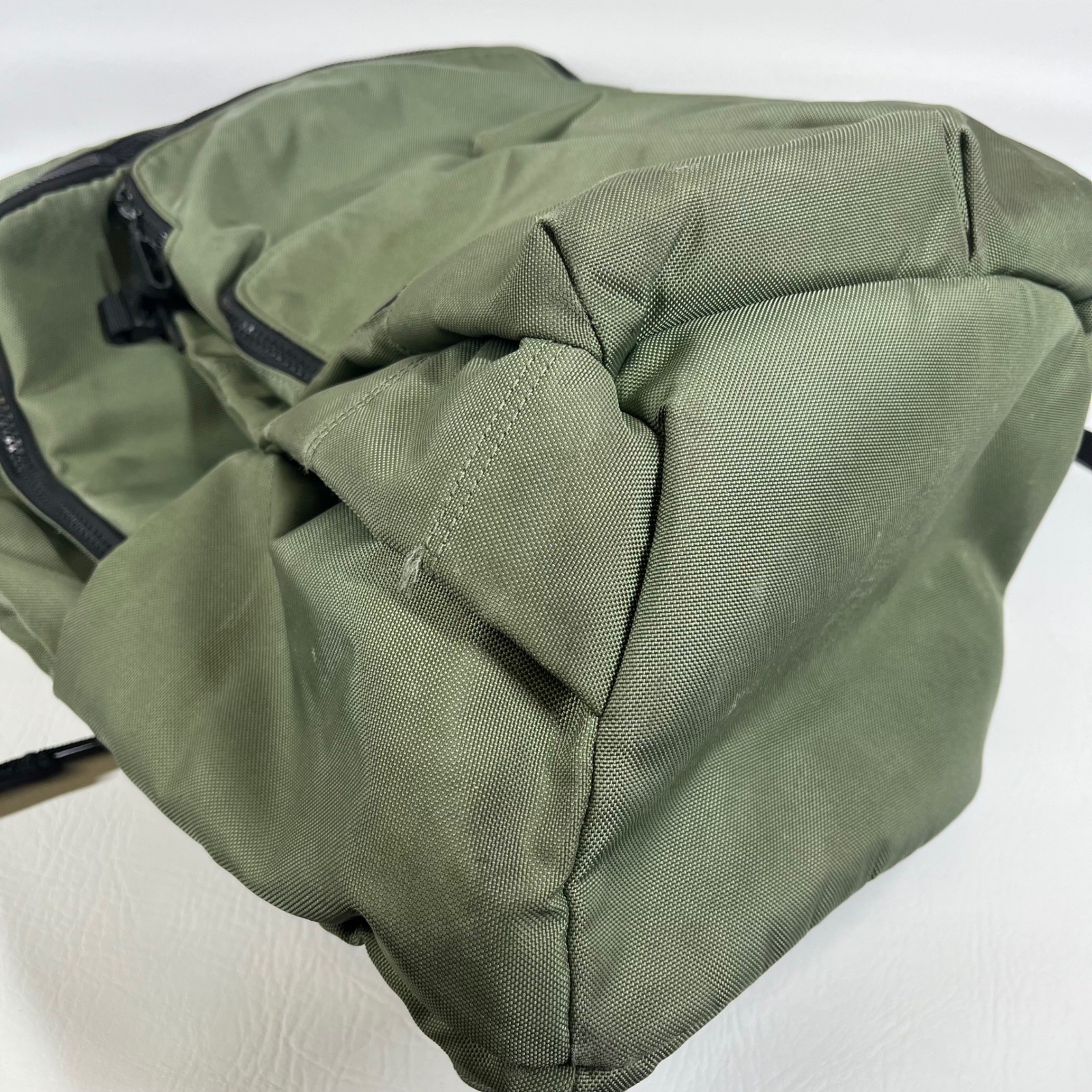 Lululemon Cruiser Backpack Sage Green Olive Multi Pocket Commuter Bag OS