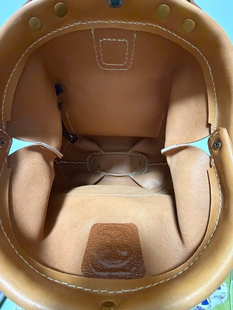 HERZ naughty backpack M camel soft leather 24cm 9.4in cushion strap chest belt F