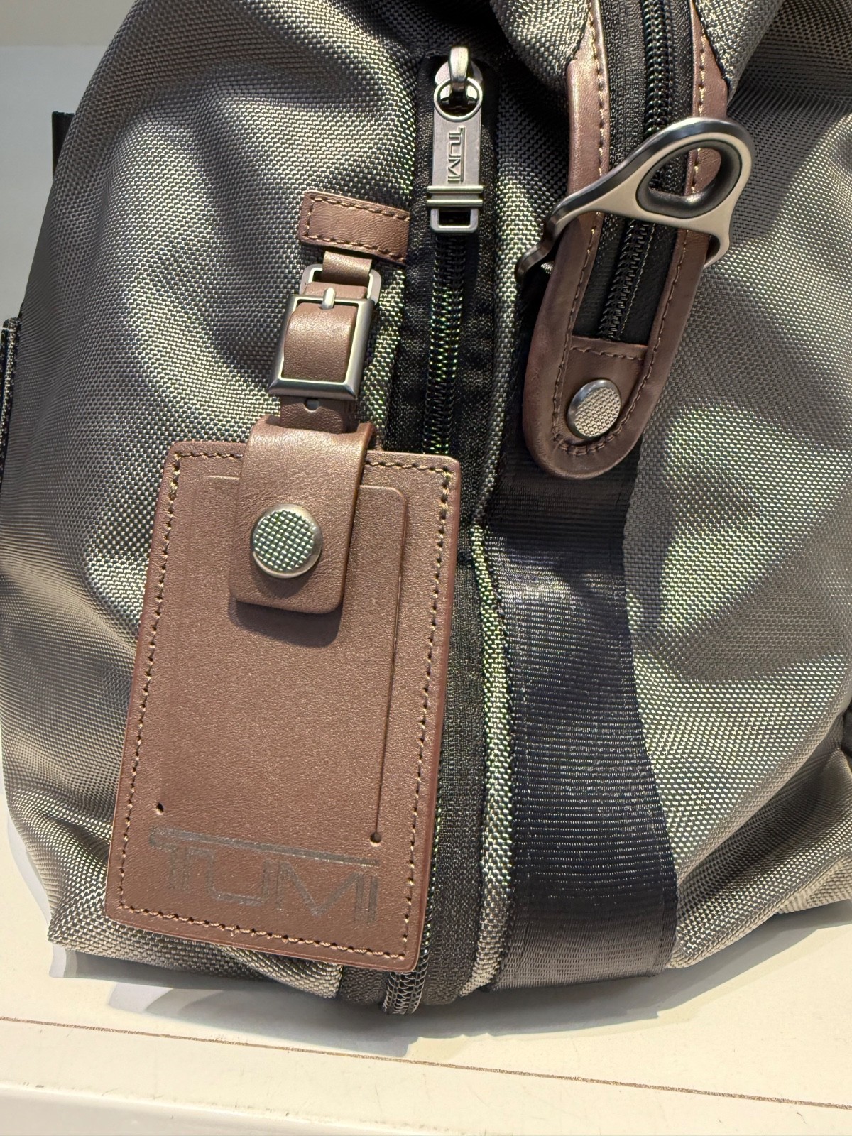 NEW Tumi Gen 4.3 Expandable SOFT TRAVEL Satchel Duffel Bag – CASTLEROCK GRAY