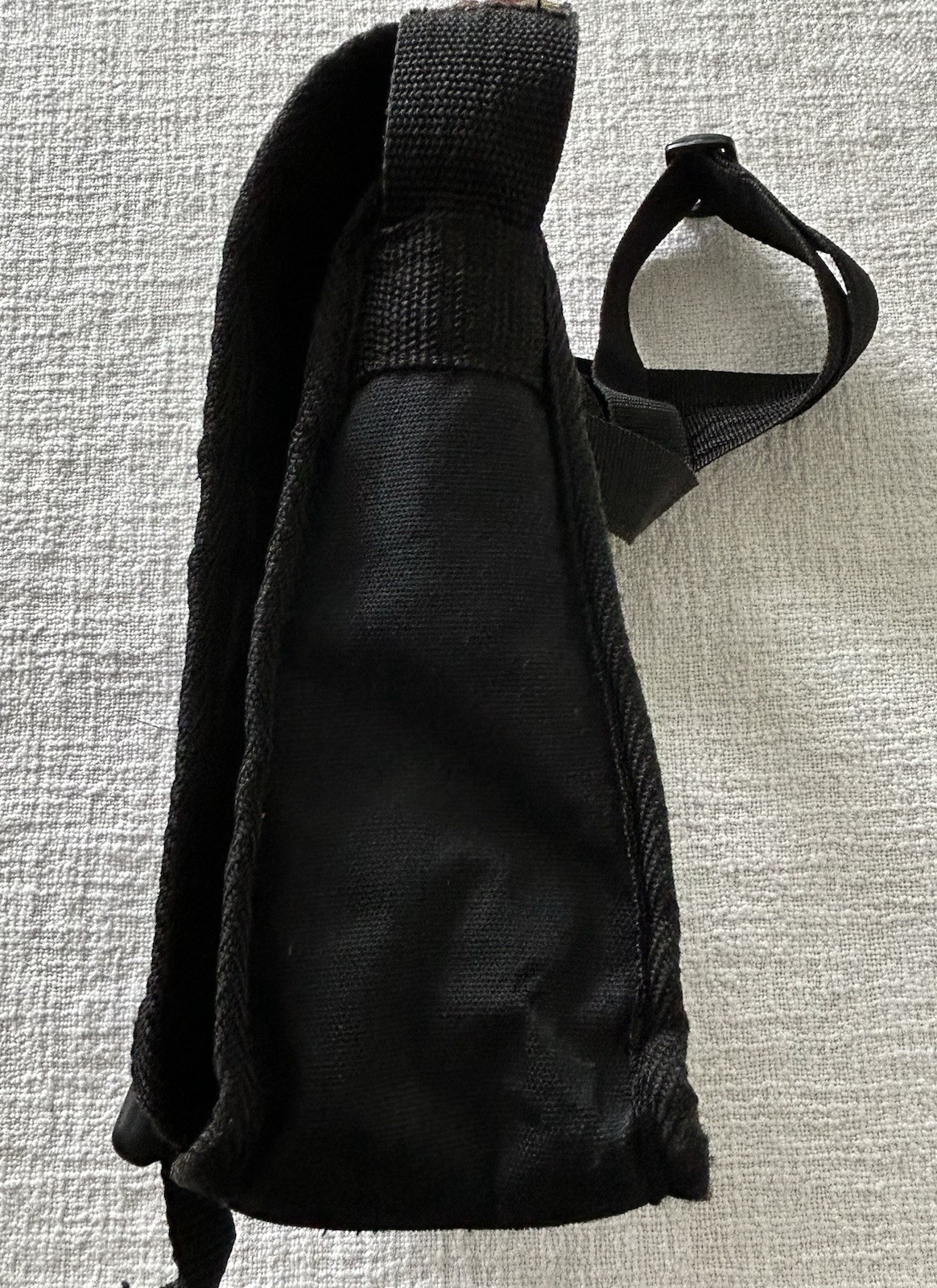 L’Egent 2000 Black Canvas Messenger Bag Crossbody 90’s Vintage Y2K 10 X 12 Inch