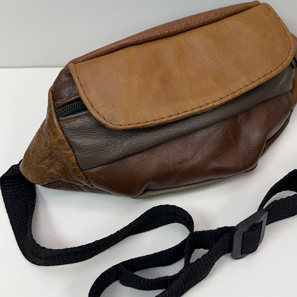 Vtg LEATHER Fanny Pack 90s Suede Patchwork Brown Waist Bag Straps Multi Pockets