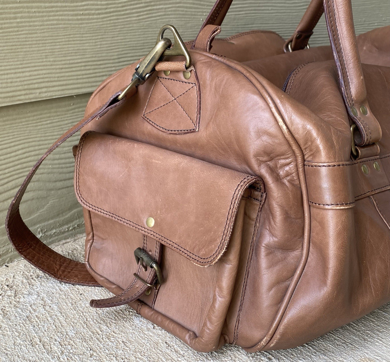 Buffalo Jackson Trading Company – Leather Duffle Bag – Used
