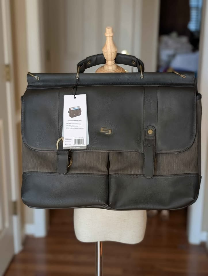 Solo New York Thompson Laptop Briefcase Black Faux Leather Canvas 15.6” NWT