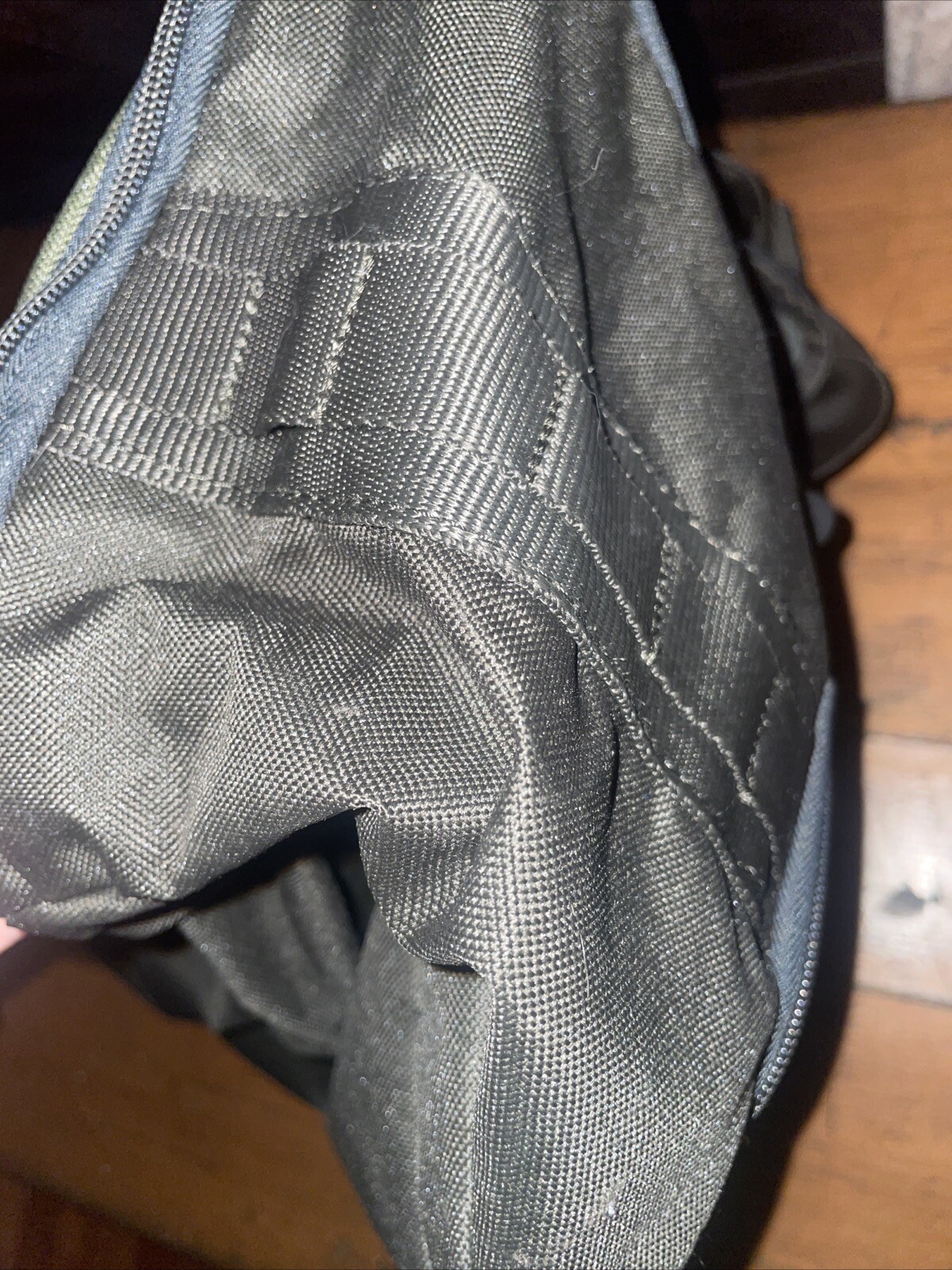 New Genuine Ducks Unlimited Duffle Overnight Travel Bag