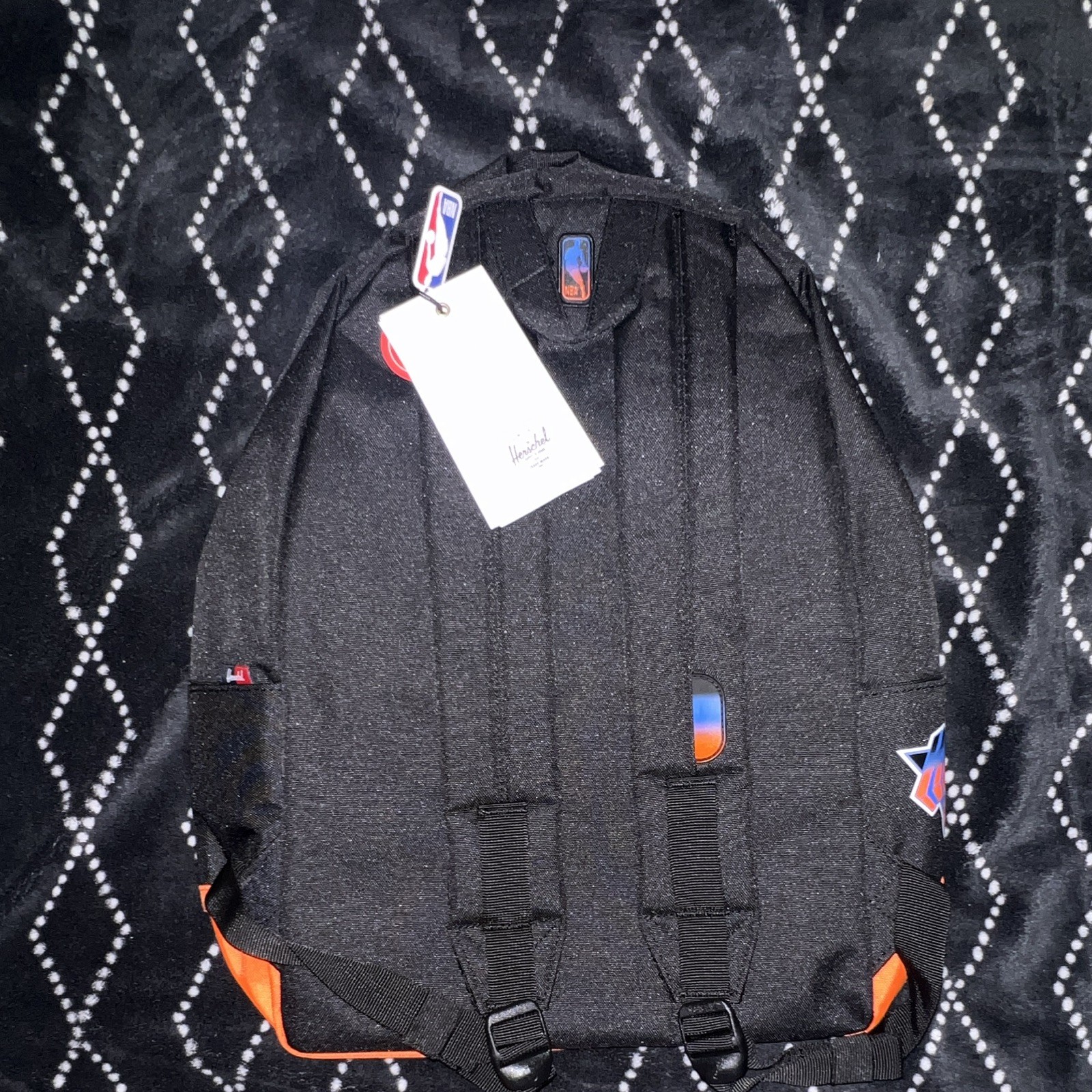 HERSCHEL NBA NEW YORK KNICKS BACKPACK 100% AUTHENTIC -size Laptop 15” New