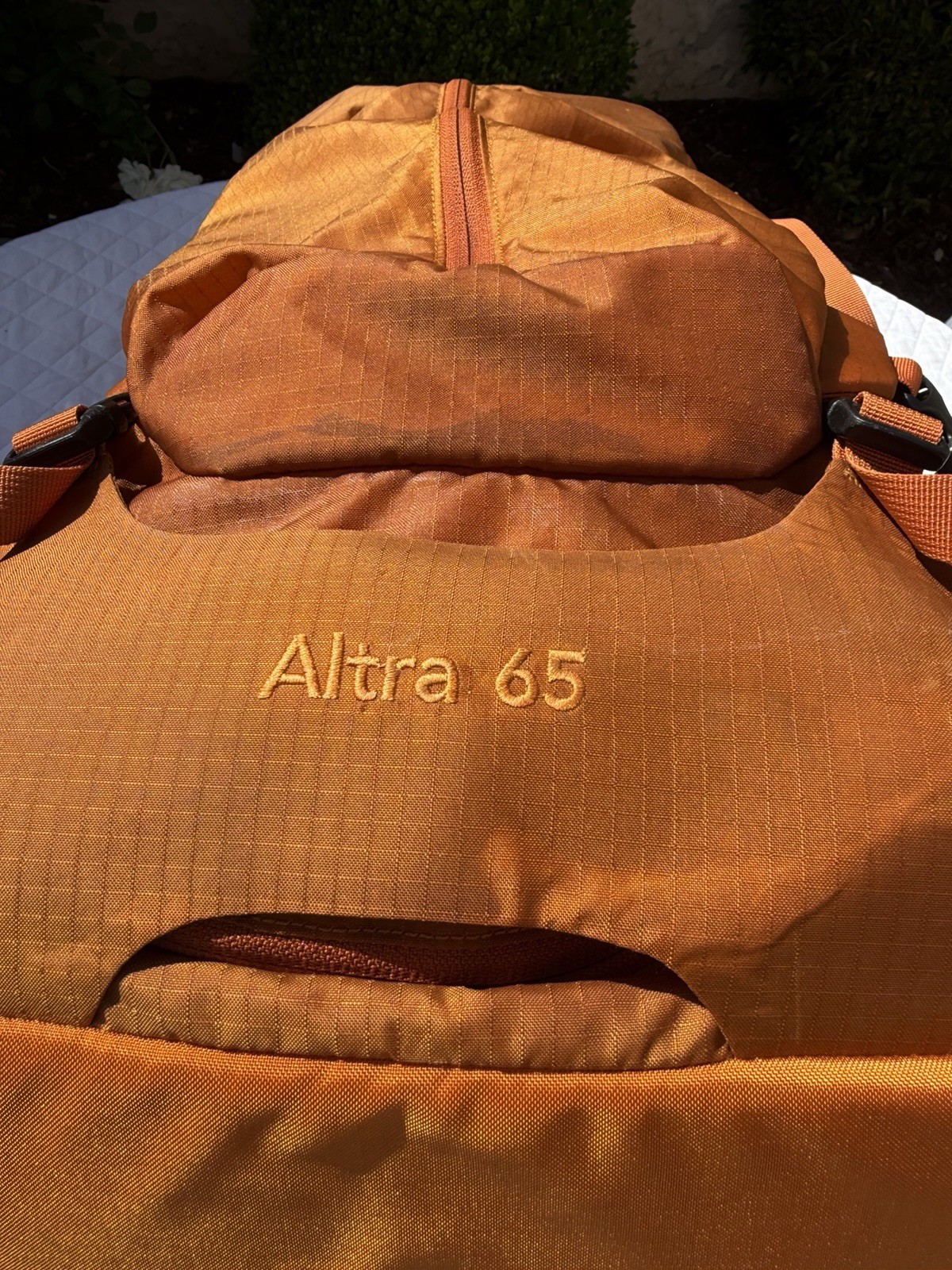Arc’teryx Altra 65 Internal Frame Orange Ripstop Nylon 25” Backpack Rucksack Bag