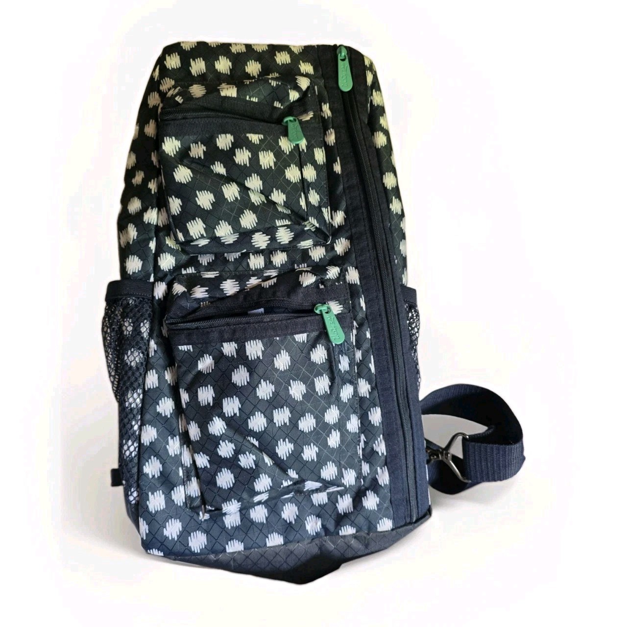 Thirty-one Black & White Polka Dot Sling Crossbody Bag Adjustable Strap, Pockets