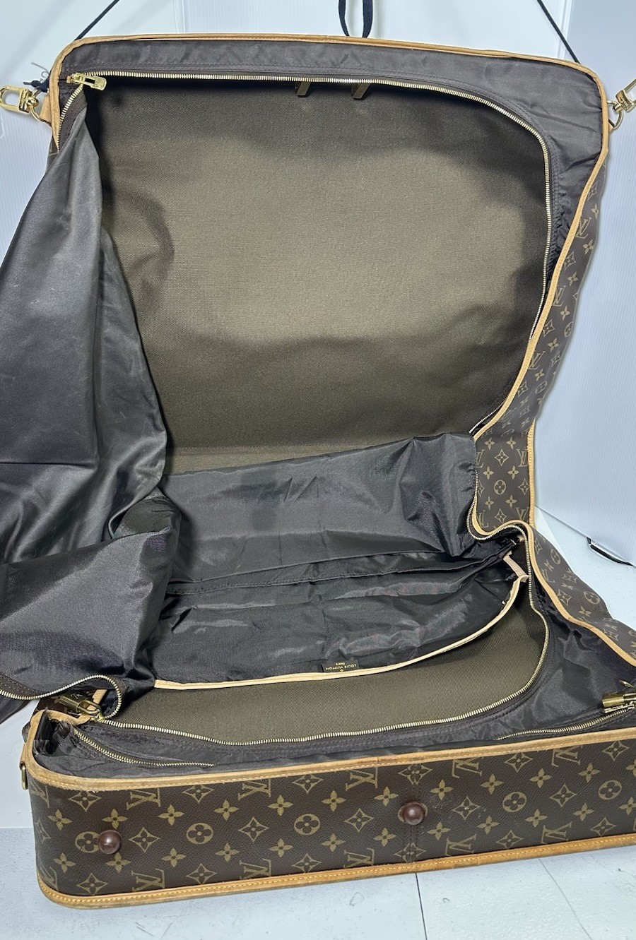 LOUIS VUITTON LV Monogram Portable Cabin Garment Bag SP0025