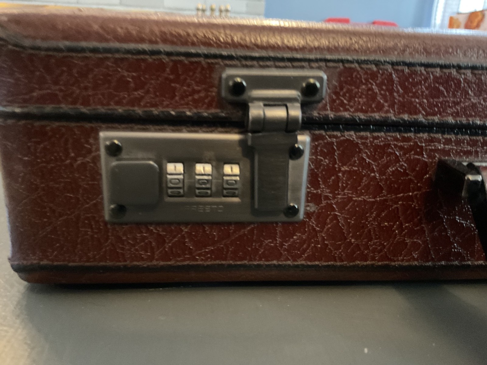 Vintage PRESTO Leather Hard Luxury Briefcase 18X13X4 Very Clean Condition
