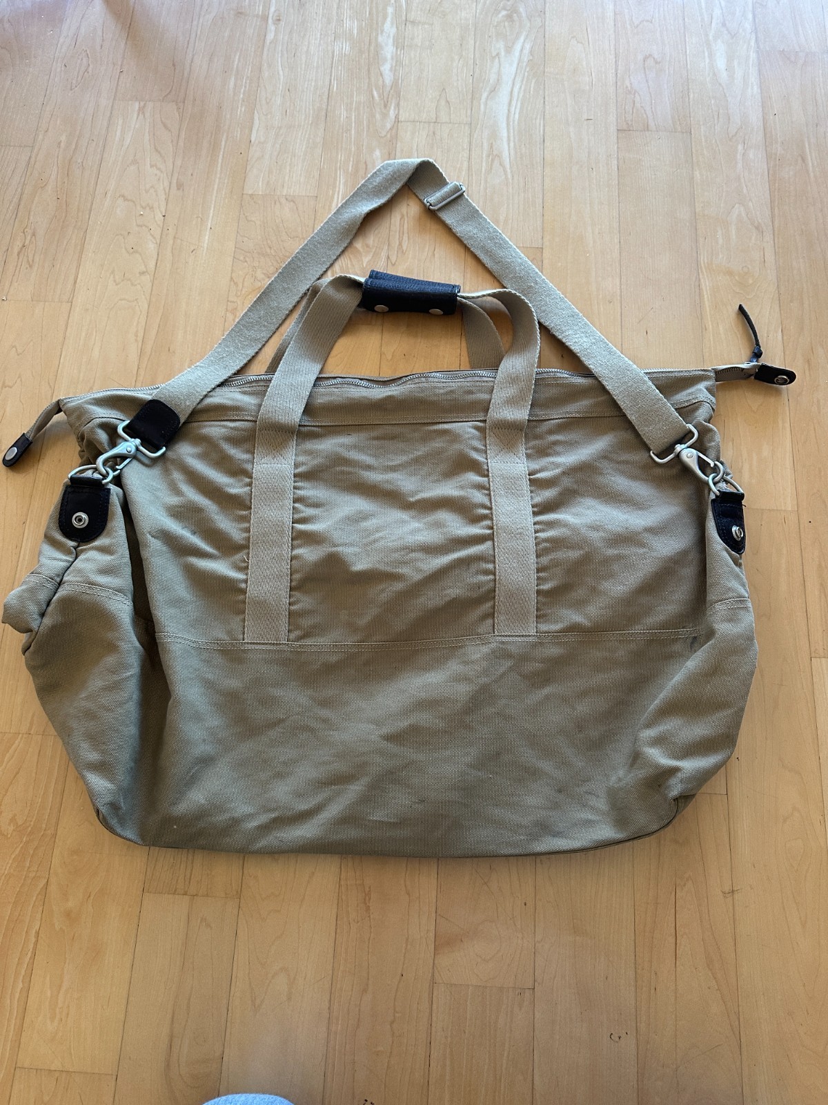 J.Crew Large Canvas and Leather Duffle. Sturdy. Very Good Condition