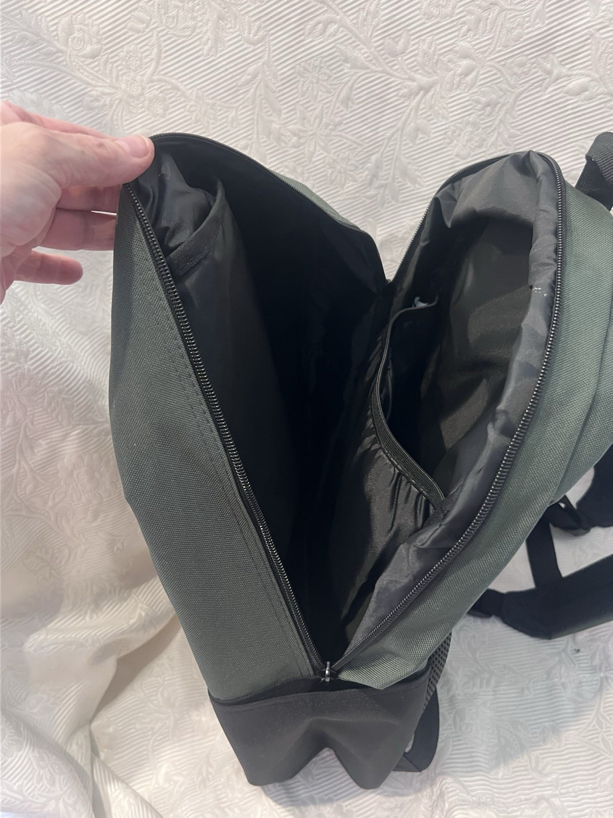 NWT Marvel Loki Glorious Purpose Backpack Bag Green 12.5” x 5.5” x 16.5″