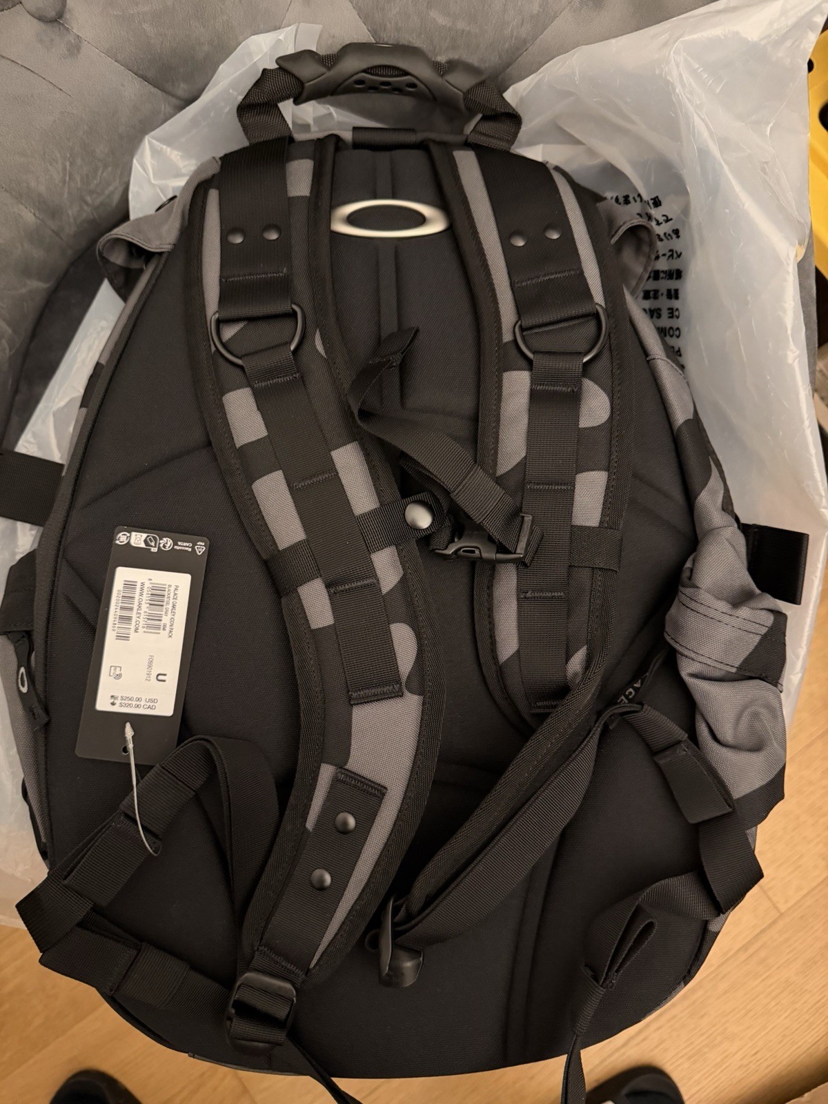 Palace x Oakley Icon Backpack Night Clouds, Black/ Steel Gray, FW24, Brand New
