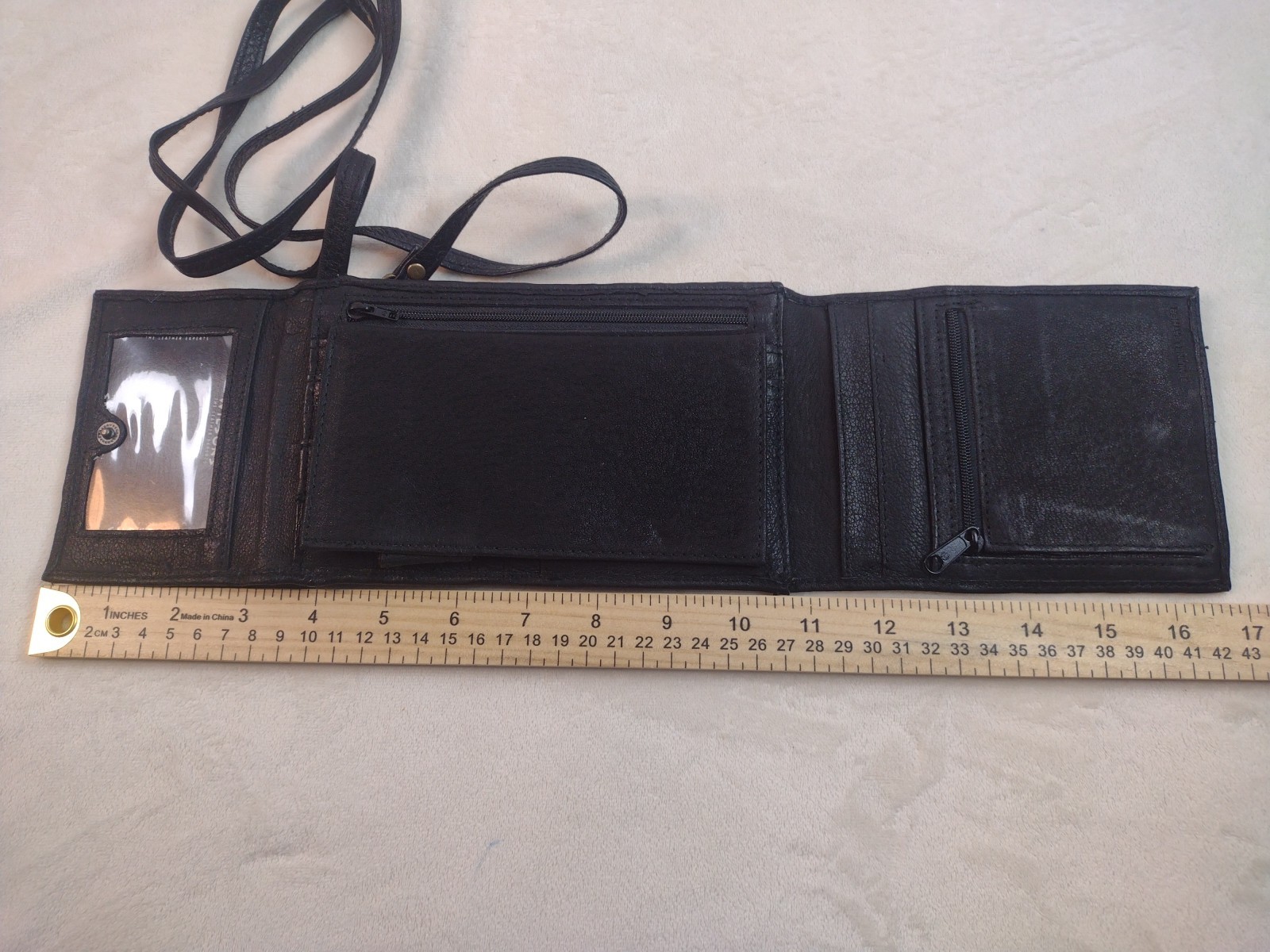 WILSONS LEATHER Crossbody Purse Wallet Phone Checkbook Travel Organizer Black