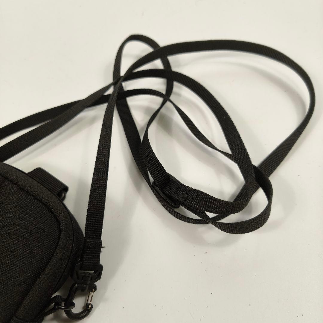 THE NORTH FACE Smartphone Shoulder Bag Black 18cm x 10cm Crossbody Mini