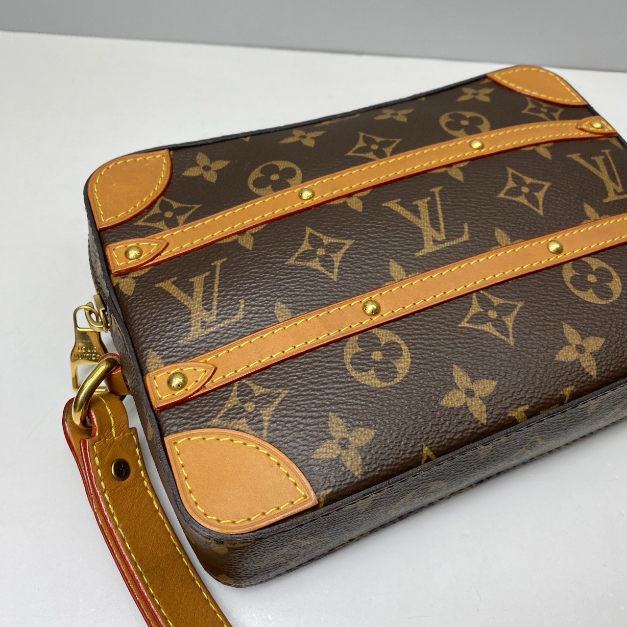 Louis Vuitton Pre-Owned Authentic Softtrunk Clutch Free Shipping 21x15x5cm