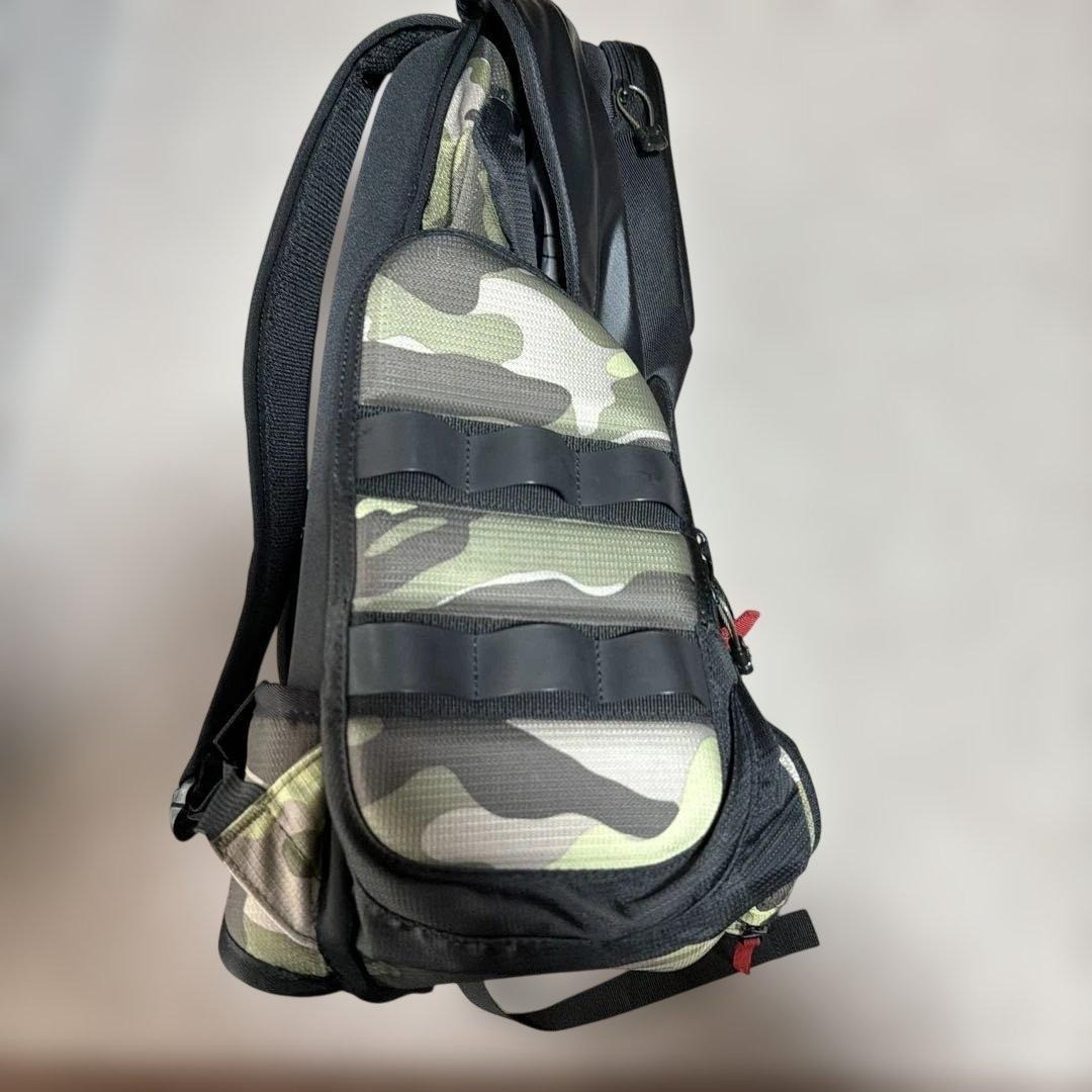 OAKLEY Kitchen Sink Backpack Camouflage Rare Used Travel Hiking Bag
