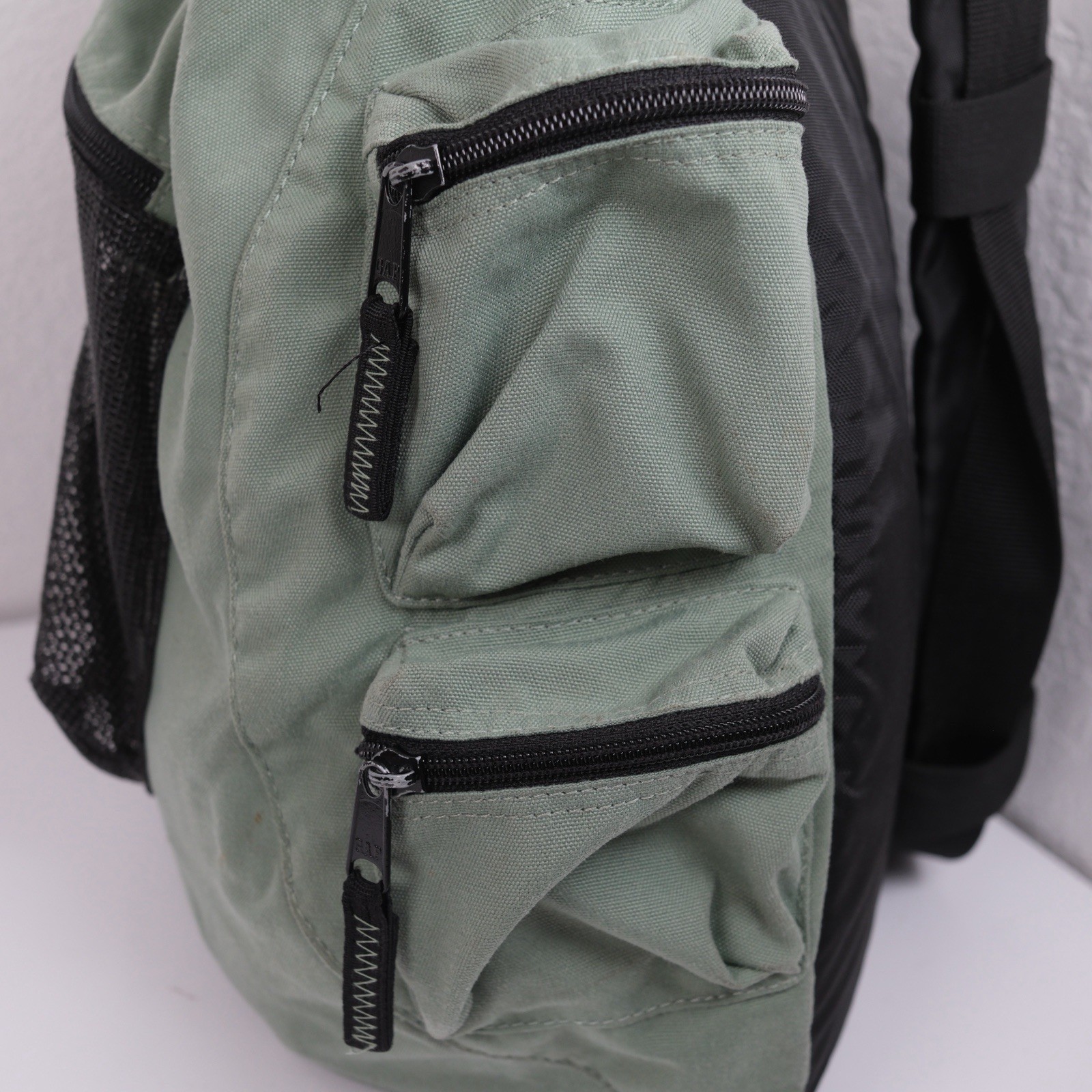 Vtg GAP 2001 Sling Bag Y2K Single Strap Crossbody Shoulder Backpack Green