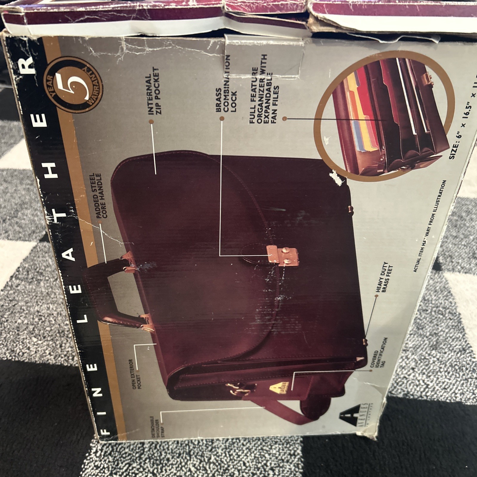 Avenues Fine Leather Brief Case New Open Box
