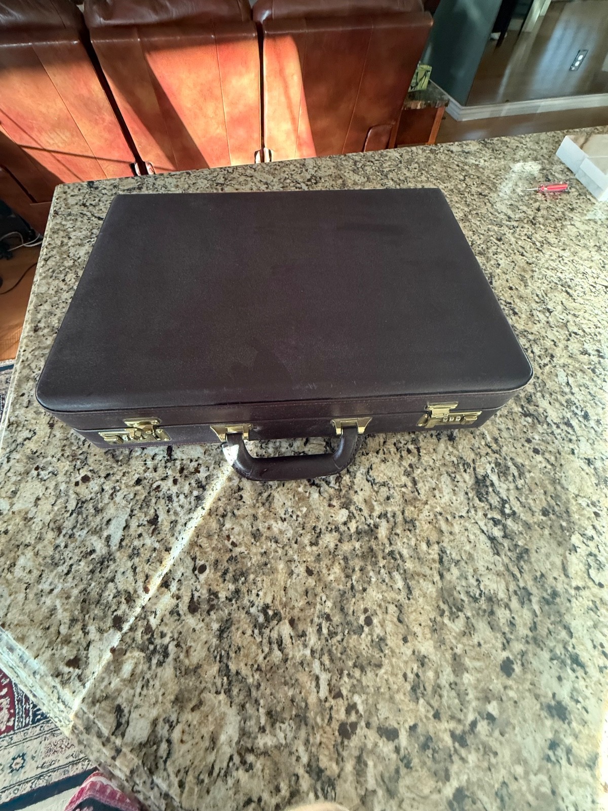Vintage Samsonite OMEGA GL Hard Shell Briefcase Attache Business Case Combo Lock