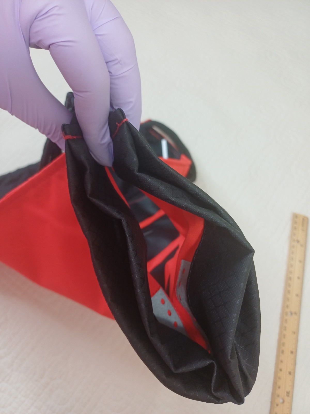 Nike Drawstring Gym Shoe Uniform Bag Backpack Red Black EUC