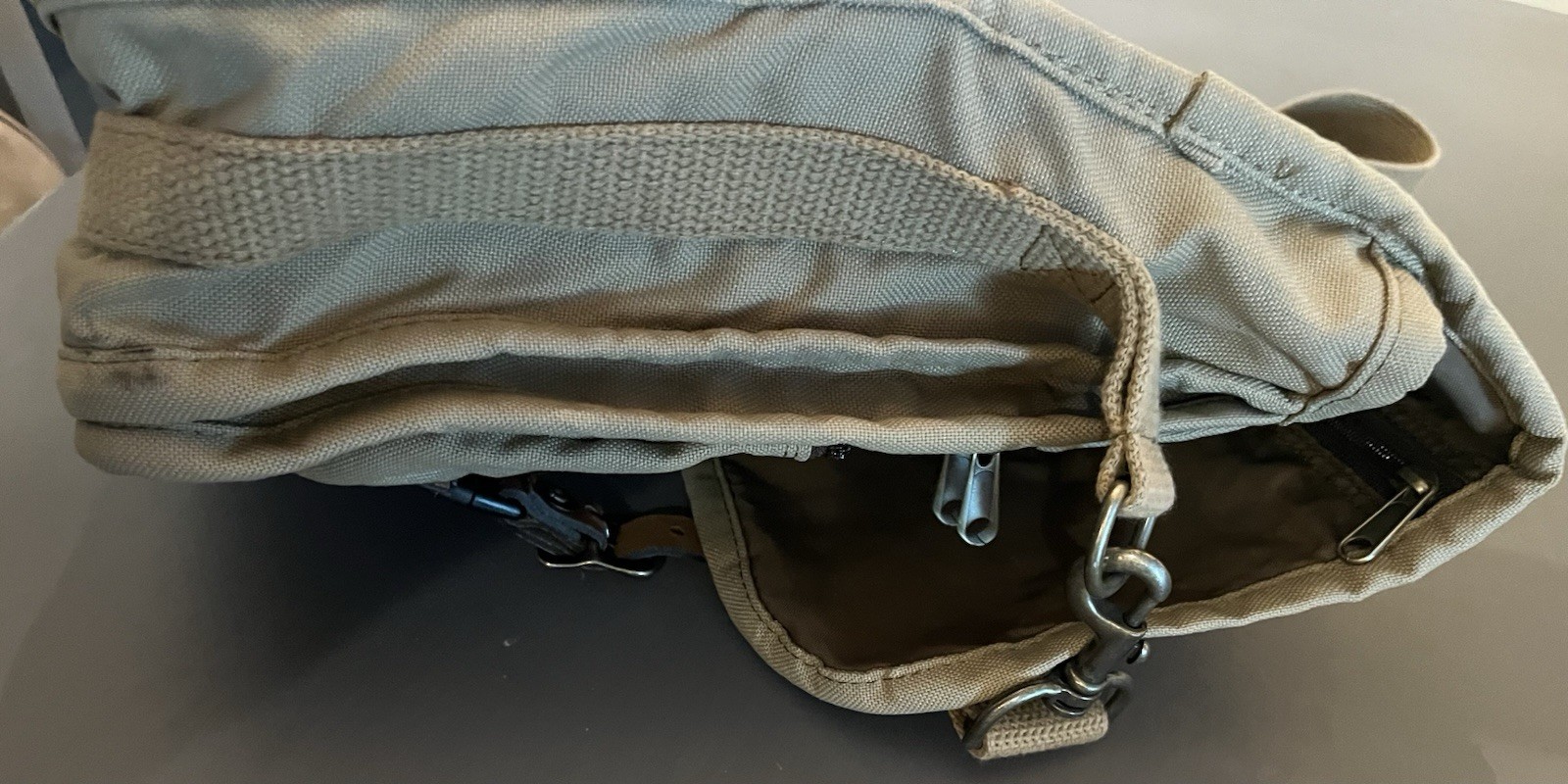 Vtg Rocky Mountain Elk Foundation RMEF Canvas Satchel Shoulder Bag Elk Camp 2004