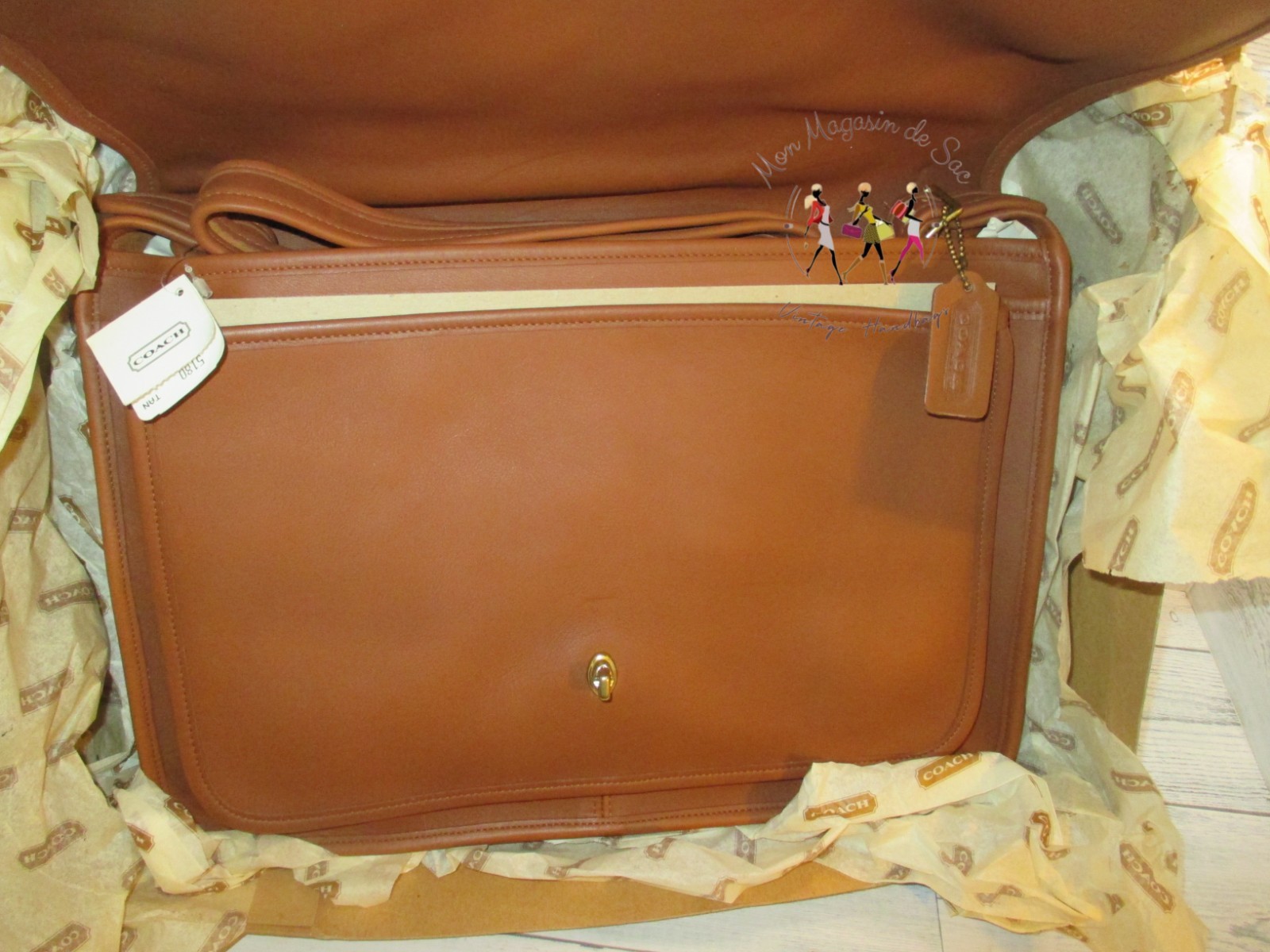 COACH Vintage British Tan Metropolitan Messenger Bag New w/Tags In-Box, Mint