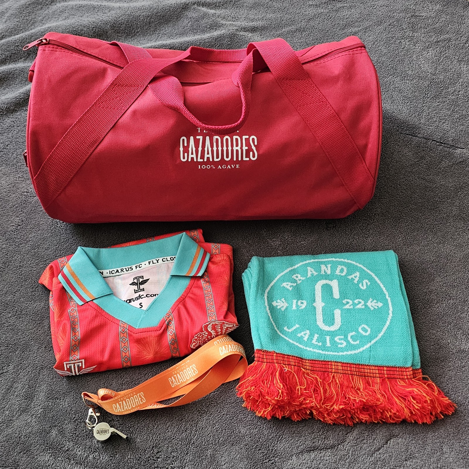 Cazadores Tequila LIMITED promo duffle bag, jersey (Small) and scarf Brand New!