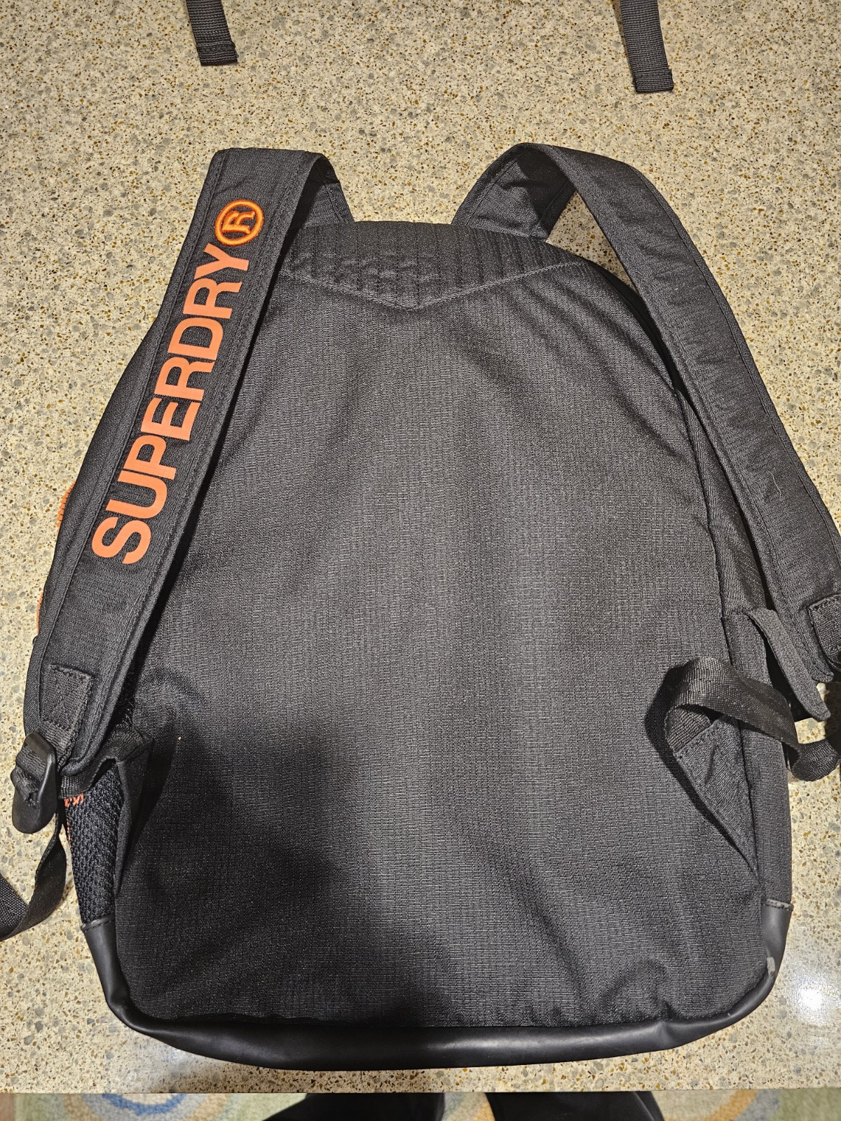 Superdry “Moncheater Montana Rucksack” Outdoor Backpack SuperdryJPN Black/Orange