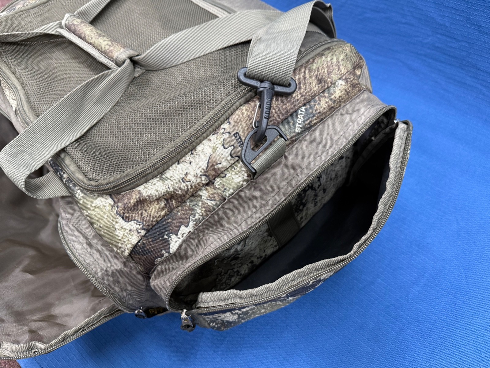 Cabelas Camouflage Duffle Bag with Shoulder Strap, 18 x 12 x 8 Inches