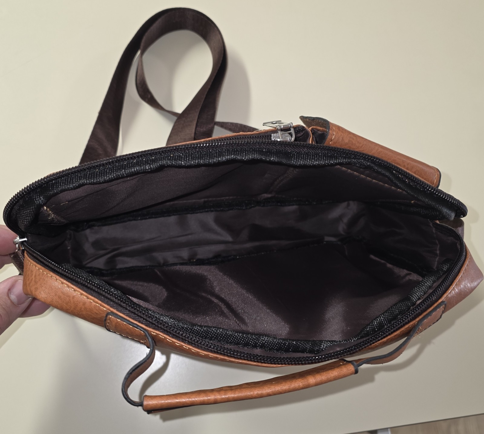 CarlKimu Vintage Camel Tan Spacious Multi-Pocket Messenger Shoulder Travel Bag