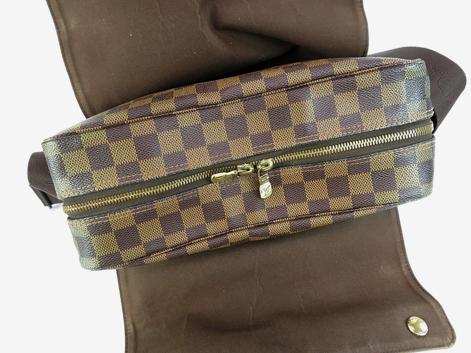 Authentic LOUIS VUITTON Naviglio Damier Ebene Messenger Shoulder Bag #62761