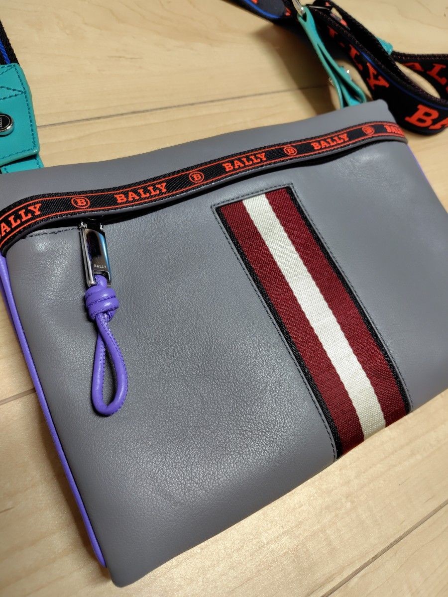 BALLY Shoulder Bag Sacoche Grey Crossbody Men’s Designer 19×28×2cm