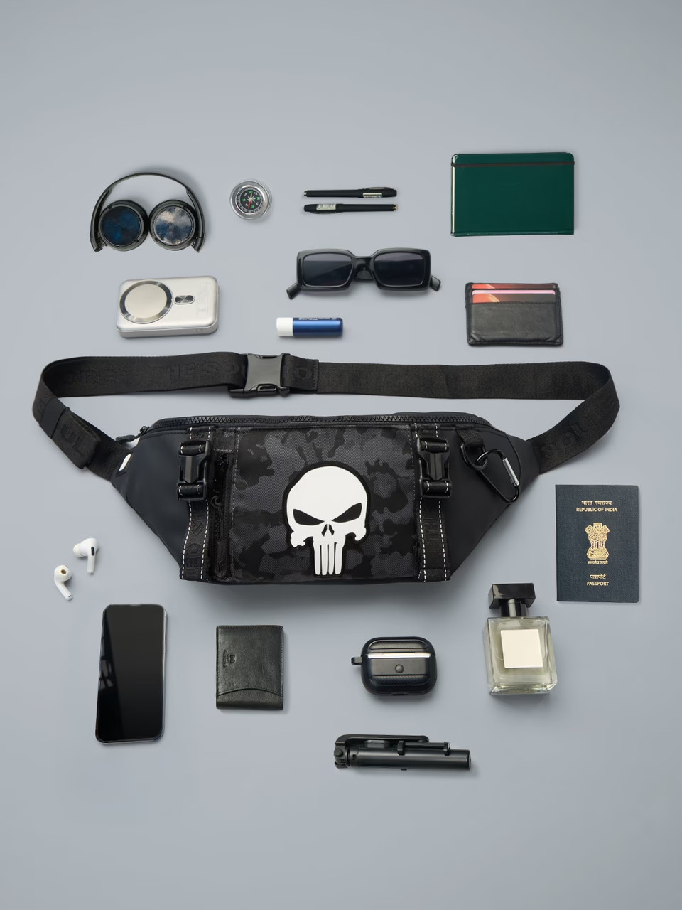 Marvel Punisher Quick Access Fanny Pack 4L Waist / Shoulder Bag Black – Official
