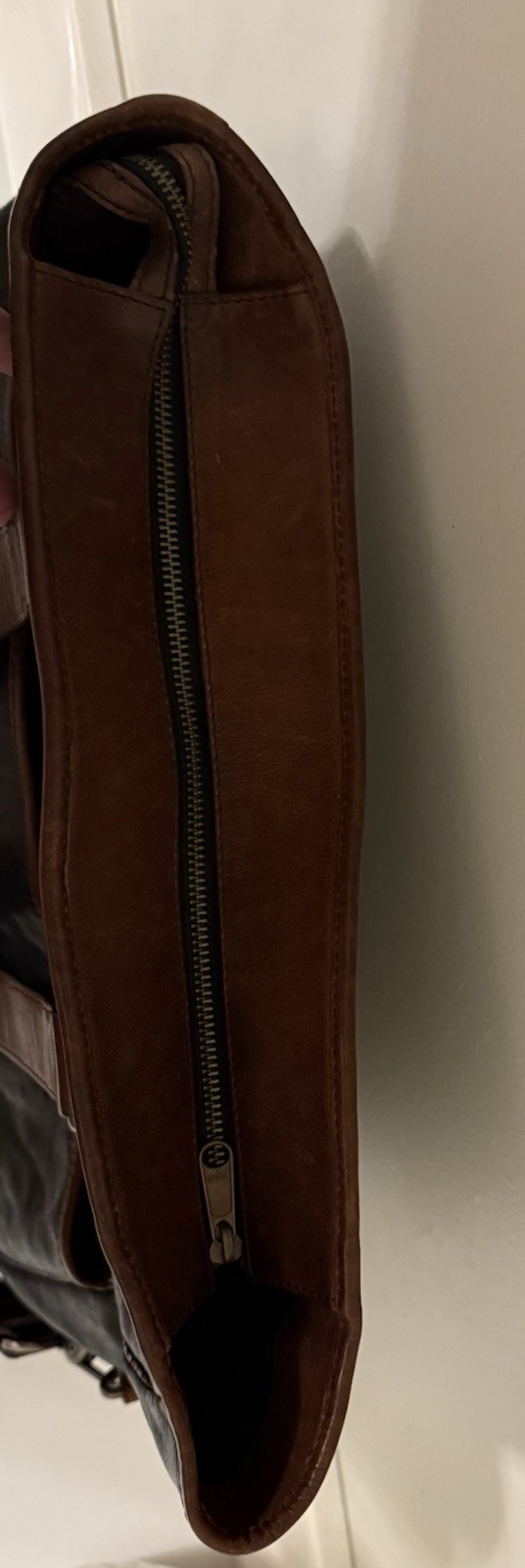 Cole Haan Vintage 15” Large Leather Shoulder Zip Top Bag