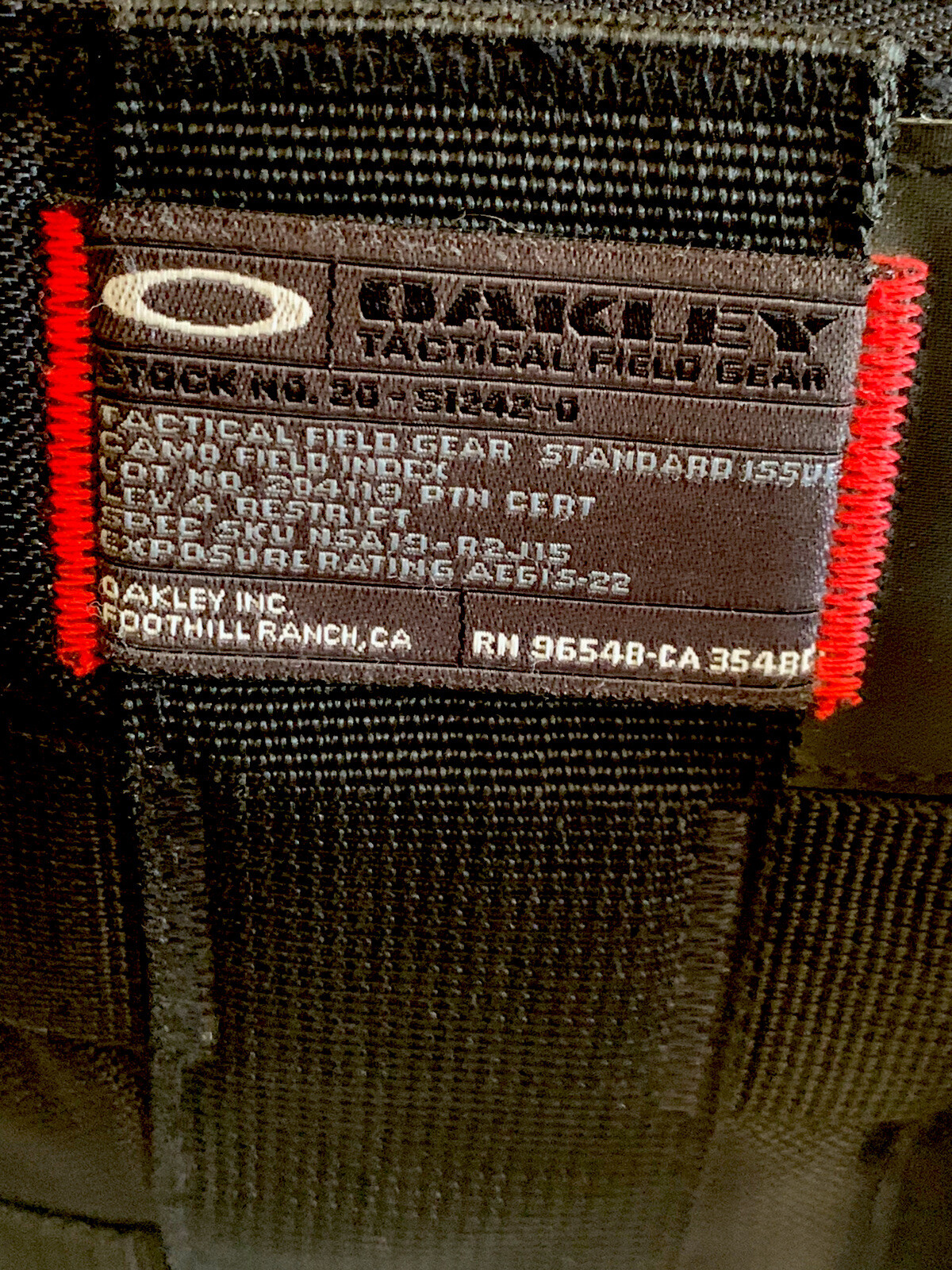 OAKLEY COMPUTER / LAPTOP CROSS BODY BAG HANDBAG MULTIPLE POCKETS ADJACTABLE STR