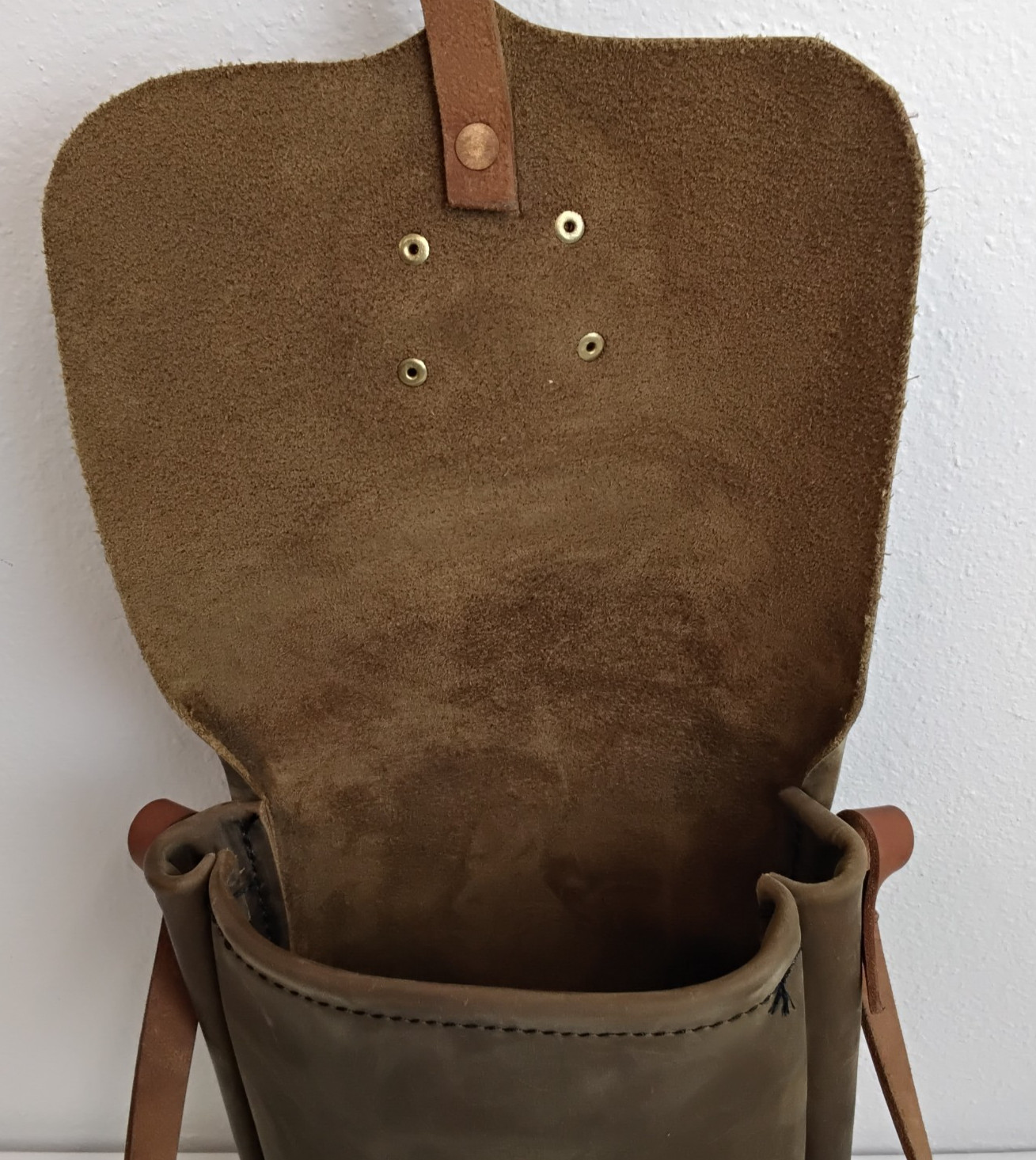 Goertzen Adventure Equipment Leather Field Bag Brown Montana Handmade #J5743