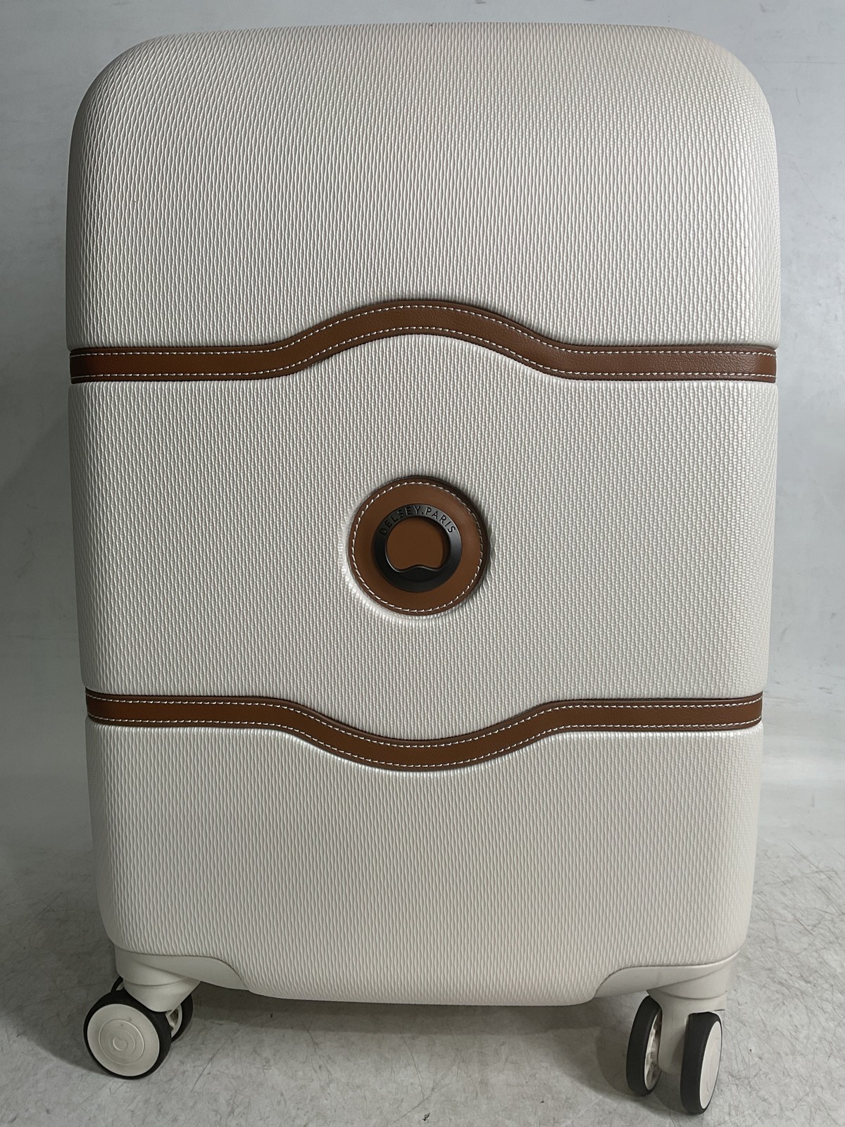 DELSEY Paris Chatelet Air 2.0 Luggage with Spinner Wheels 21 Inch With Brake U27