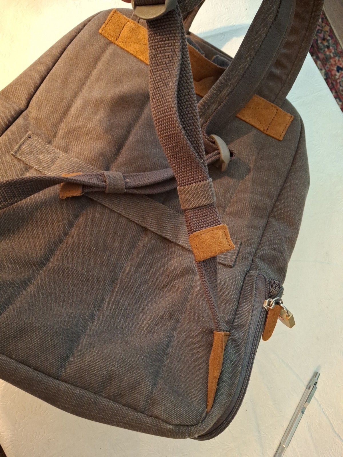 Travelon AntiTheft Heritage Collection Laptop Backpack Gray Canvas w/Suede Nw/oT