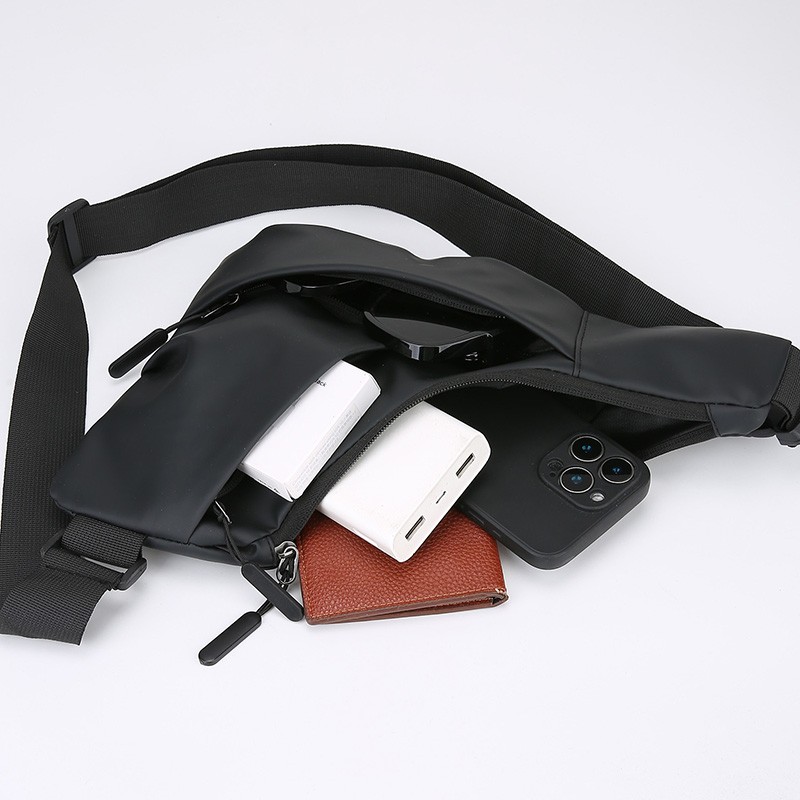 Anti Theft Close Fitting Chest Bag Men’s Triangle Bag Crossbody Sports Sling Bag