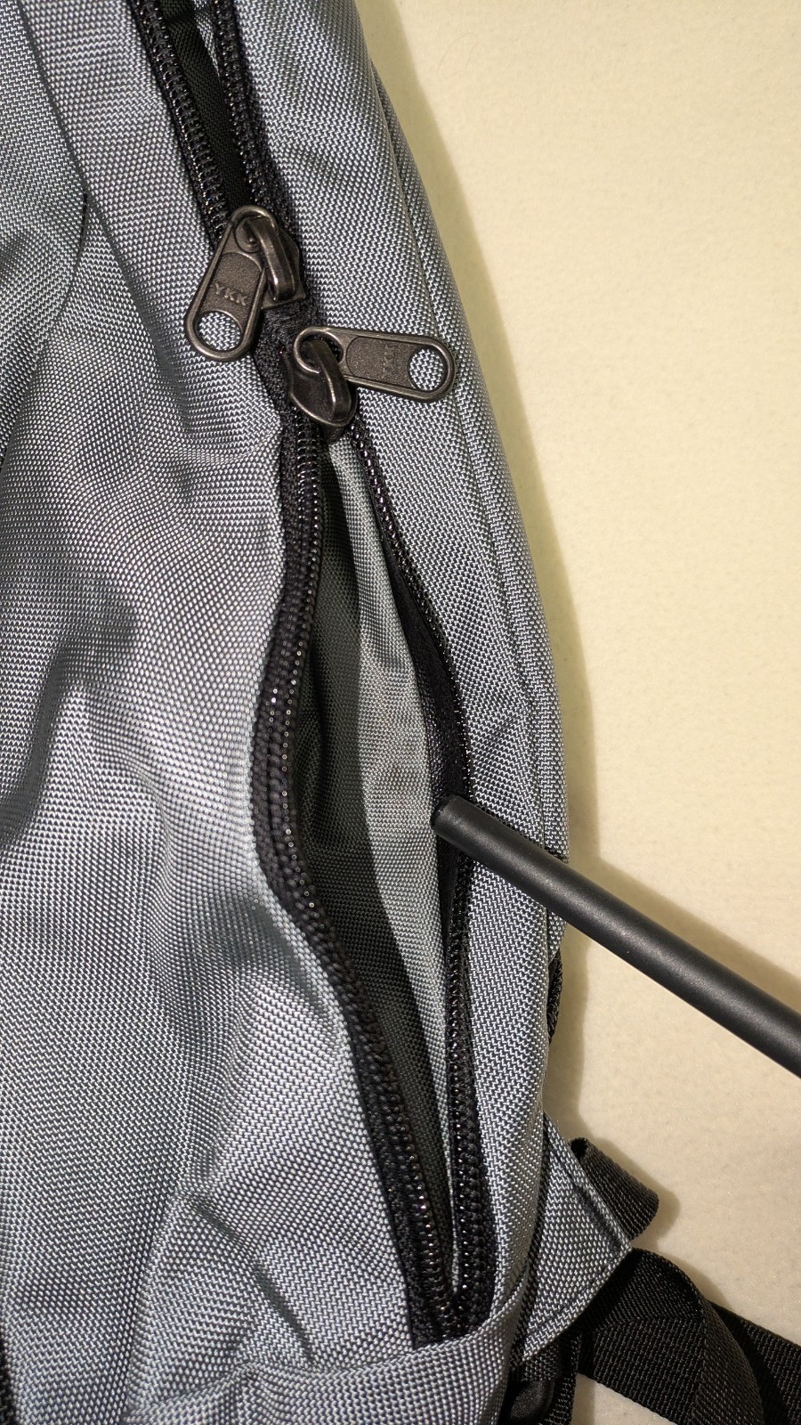 TOM BIHN – Luminary 12 V1 – Cloud / Cloud – G-VGUC